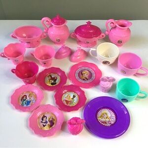 Disney Princess Tea Party Set Toy for Kids 22 Various Pieces Pretend Play